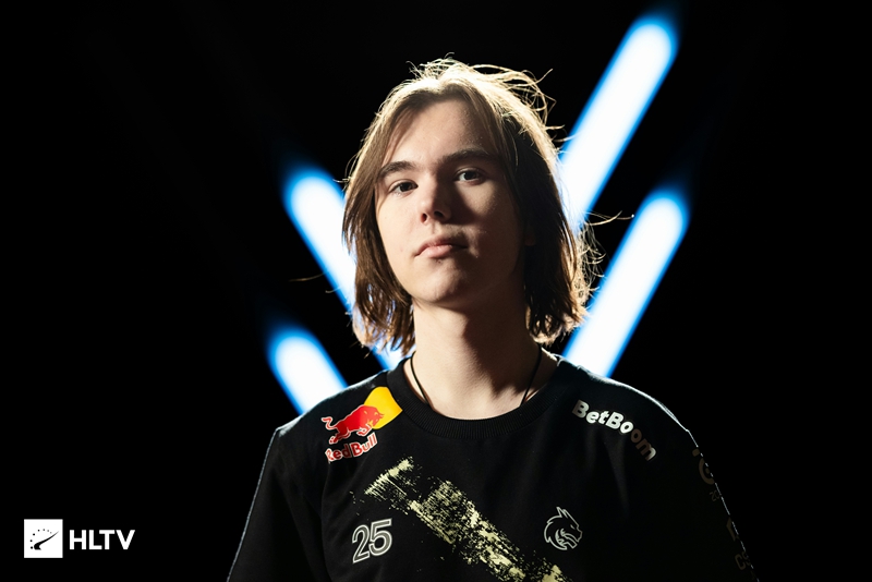 LNGvsWBG国外解说预测：仅两人看好WBG取胜 五人认为LNG赢